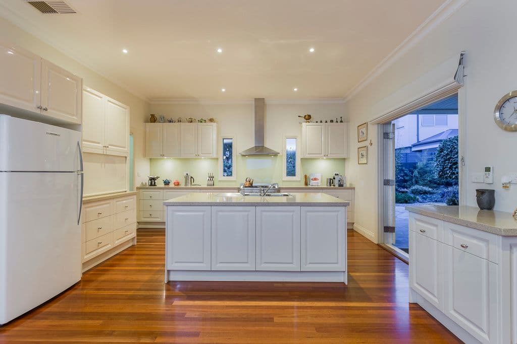 33 Highett Road, Highton VIC 3216, Highton - Thumbnail 4