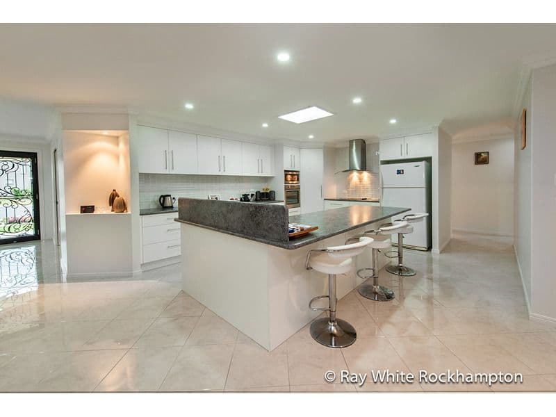 11 Red Penda Court, NORMAN GARDENS QLD 4701, Norman Gardens - Thumbnail 2