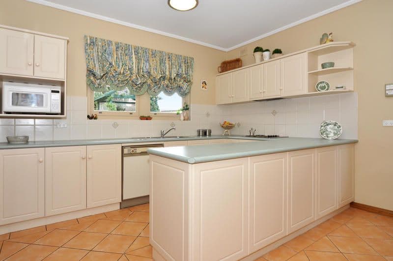 32 Ridgway Drive, FLAGSTAFF HILL SA 5159, Flagstaff Hill - Thumbnail 3