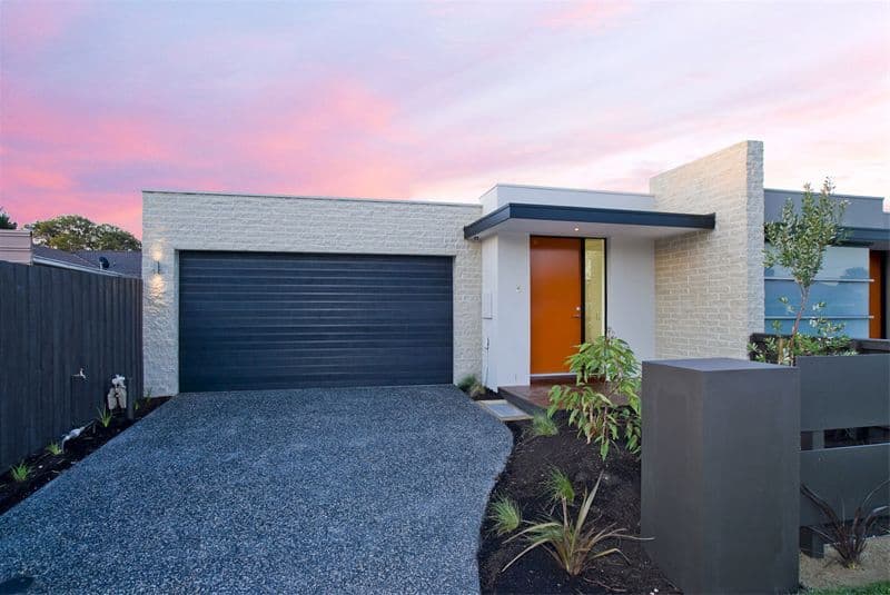 33a  Swan Walk, CHELSEA VIC 3196, Chelsea - Thumbnail 2