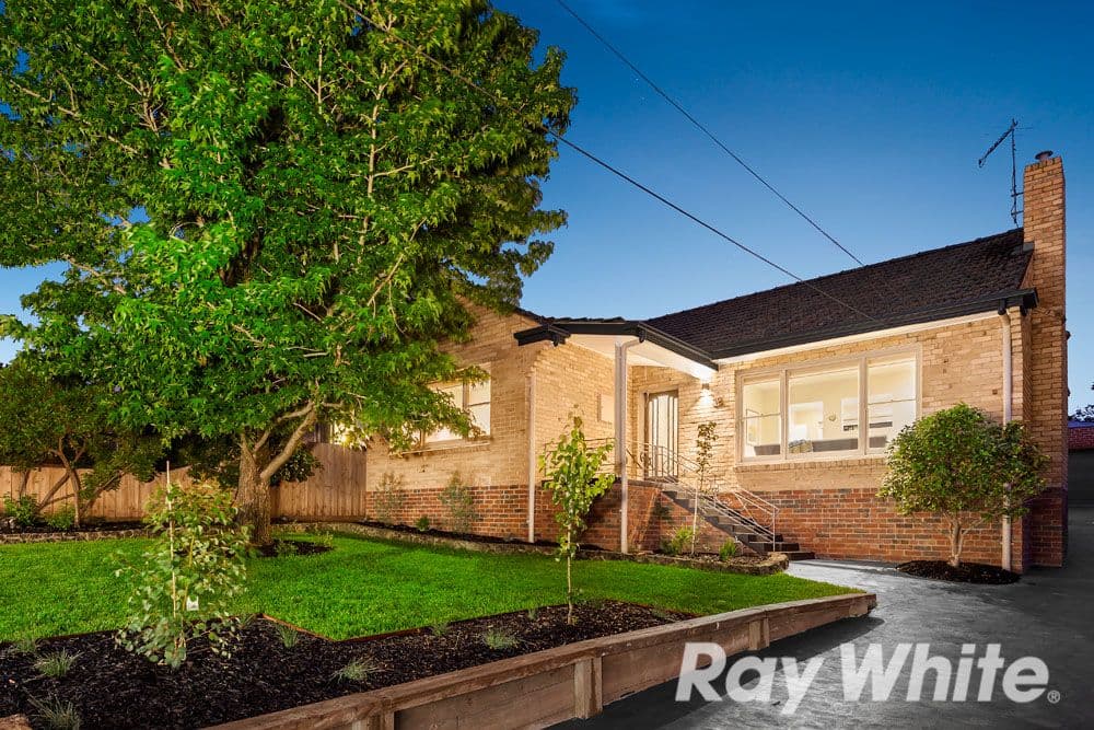 32 St Andrews Avenue, Rosanna VIC 3084, Rosanna - Image 1