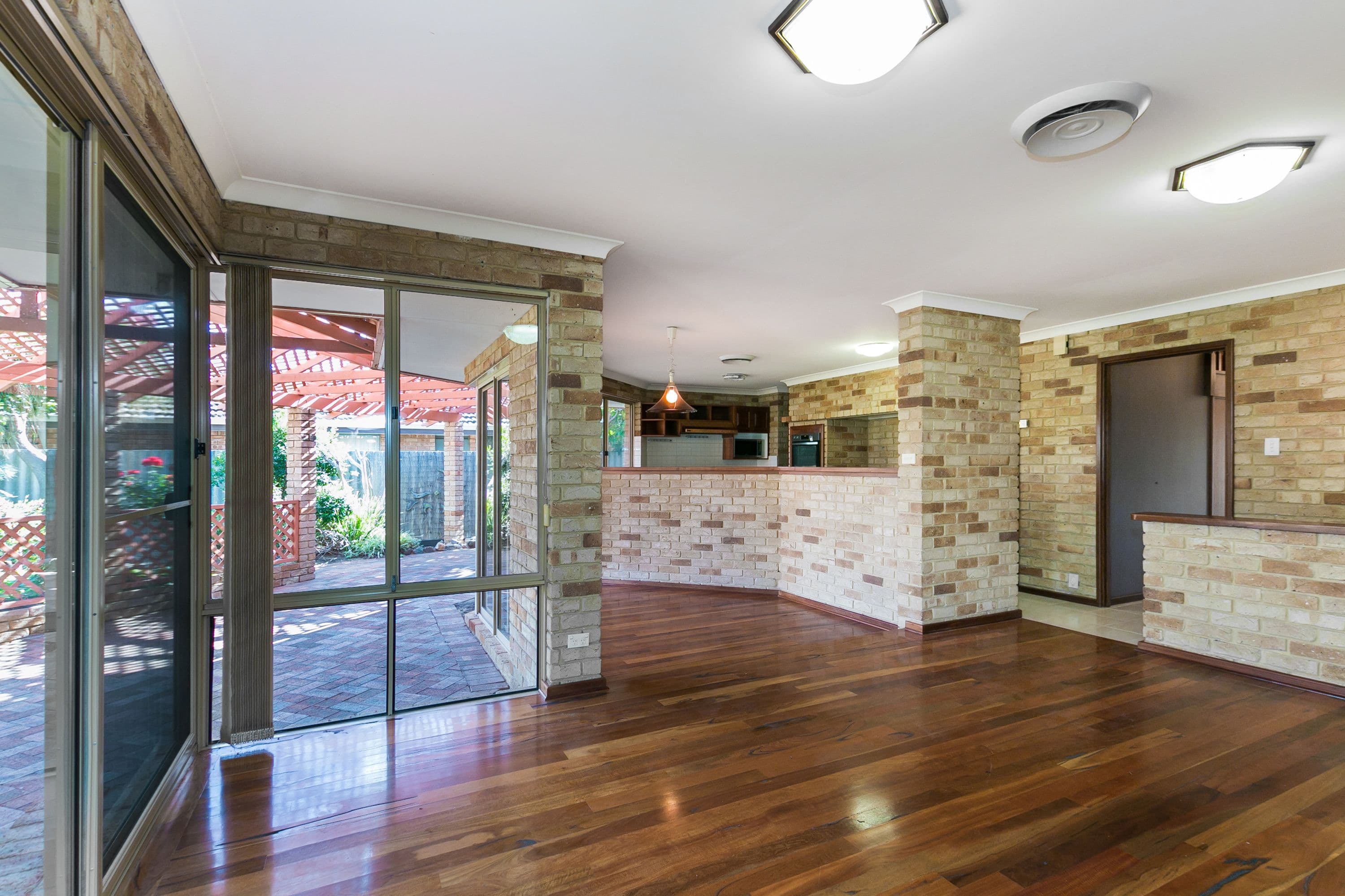 88 Anglesey Drive, Kardinya WA 6163, Kardinya - Thumbnail 8
