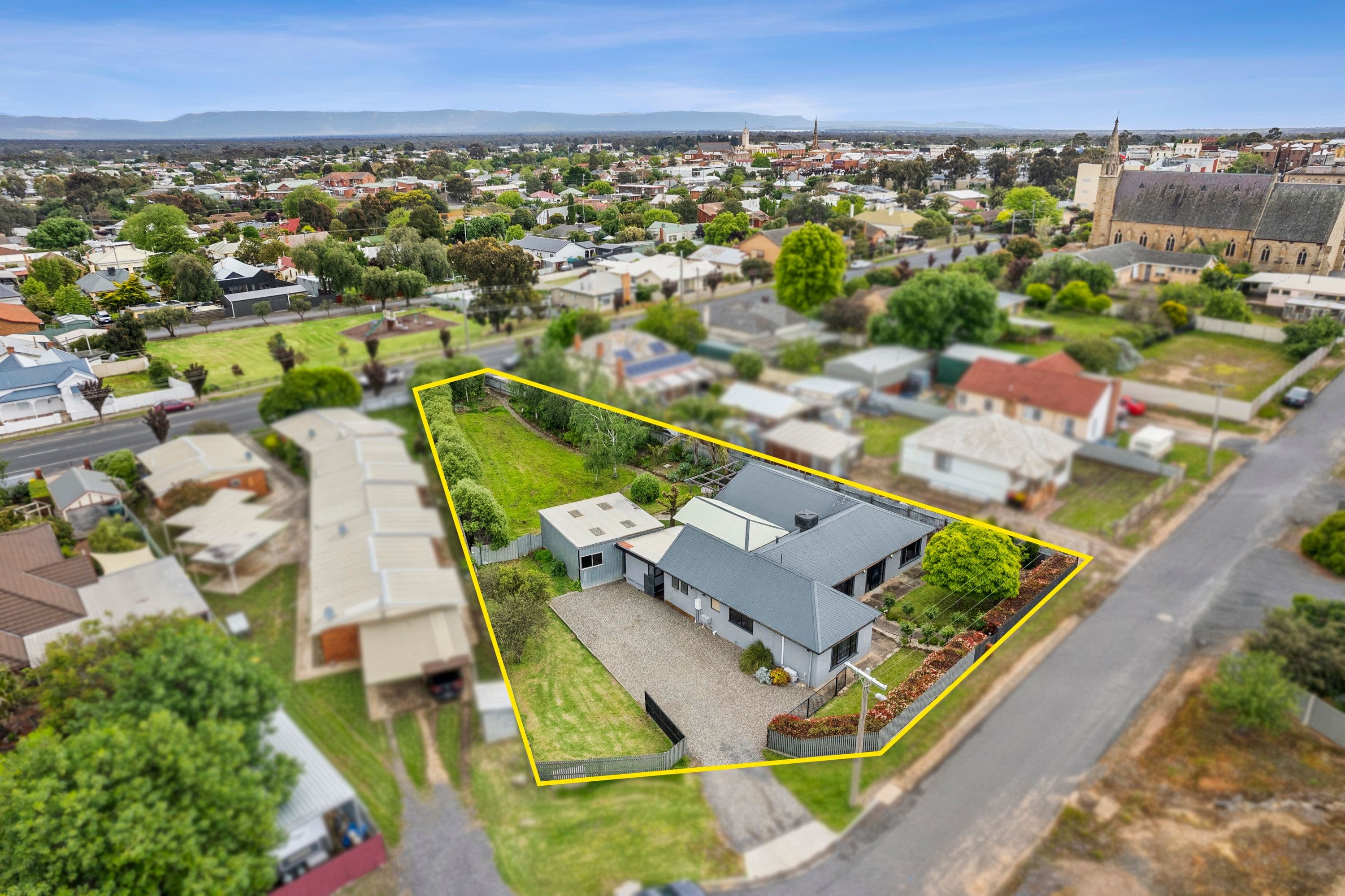 10 Evan Street, Stawell VIC 3380, Stawell - Image 1