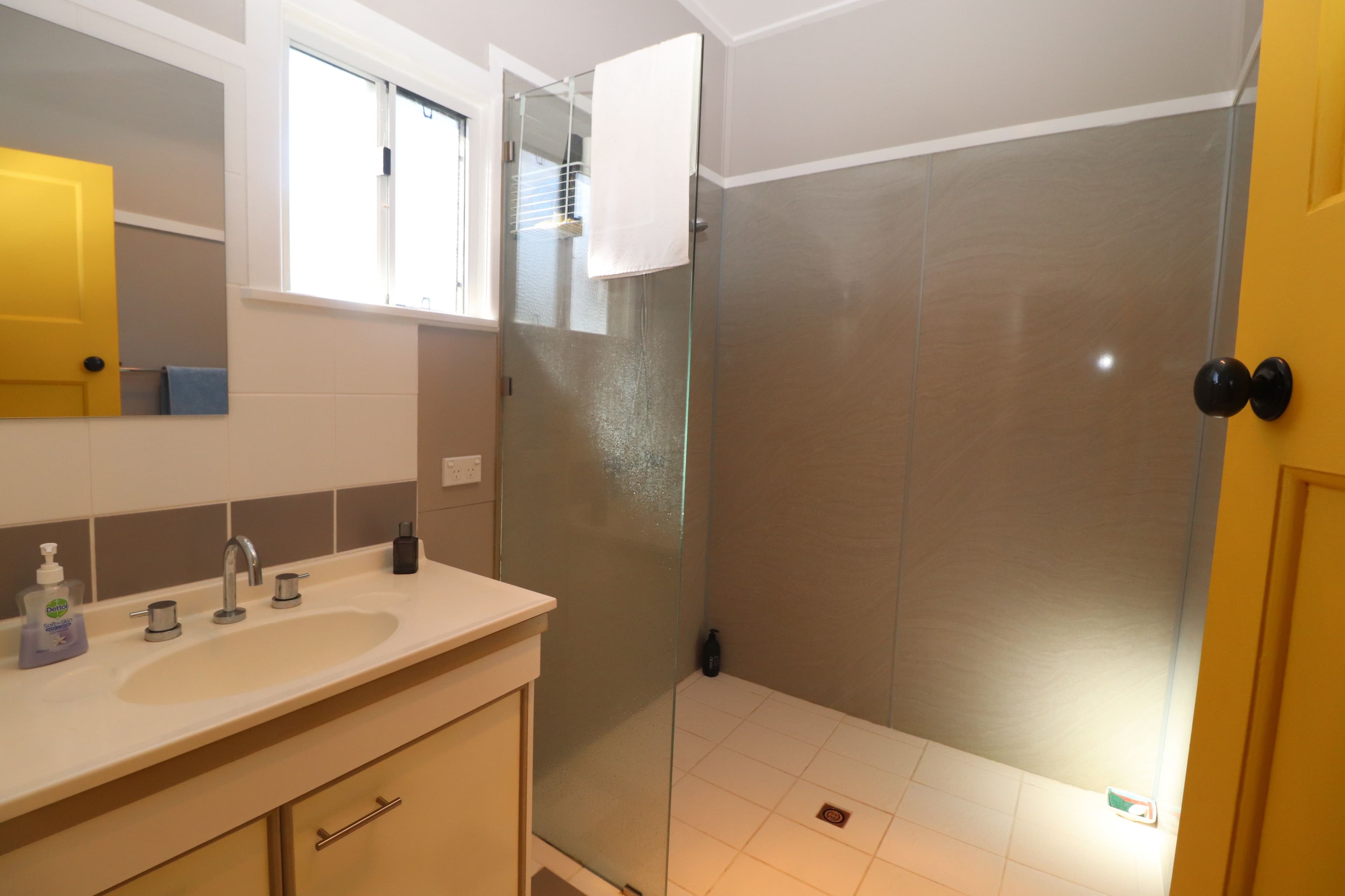 52 Davidson Street, Ingham QLD 4850, Ingham - Thumbnail 5
