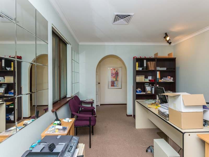 280 Warwick Road, DUNCRAIG WA 6023, Duncraig - Thumbnail 3