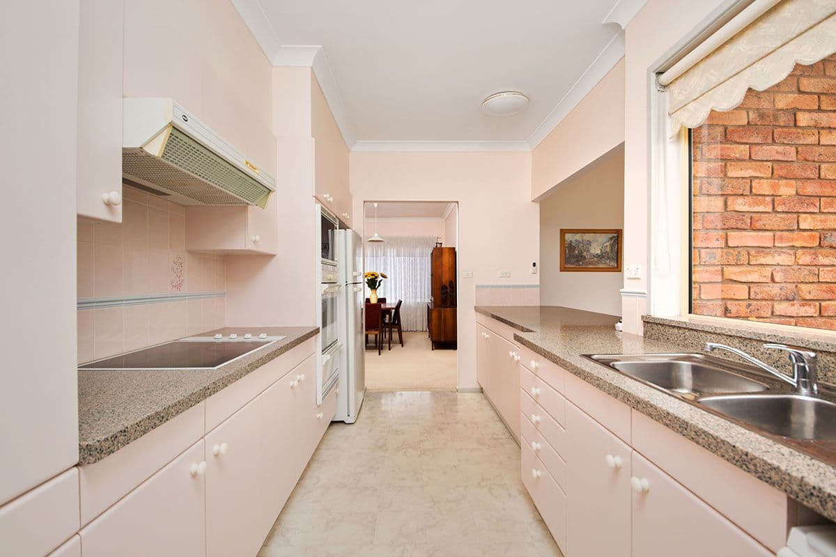 19 Orton Street, Barden Ridge - Thumbnail 3
