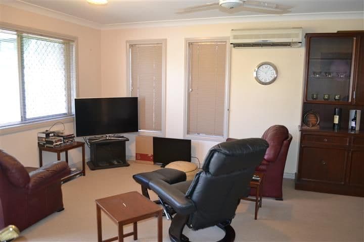 5 William Street, GLADSTONE CENTRAL QLD 4680, Gladstone Central - Thumbnail 5