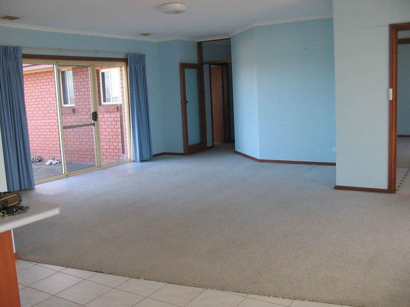 18 Lorikeet Street, MOUNT GAMBIER SA 5290, Mount Gambier - Thumbnail 3