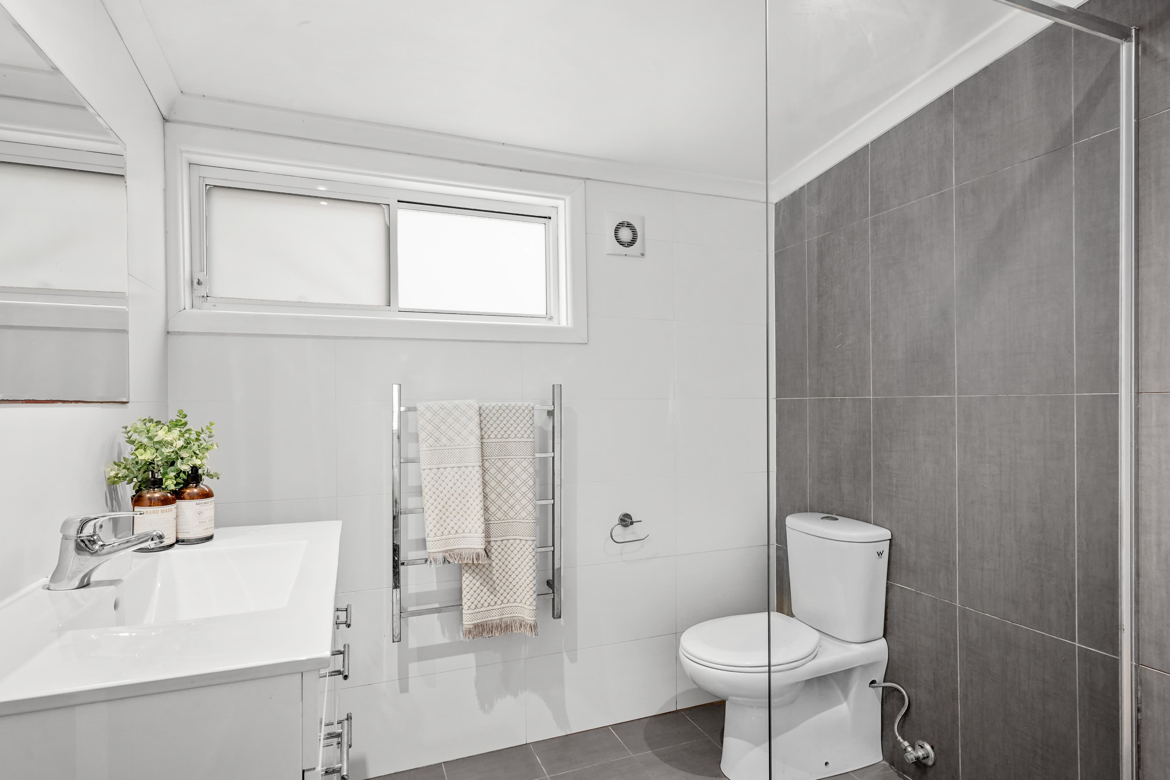 11 Davis Avenue, Davistown NSW 2251, Davistown - Thumbnail 7
