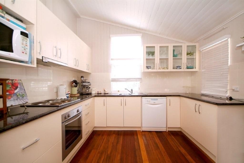 294 Hume Street, CENTENARY HEIGHTS QLD 4350, Centenary Heights - Thumbnail 2