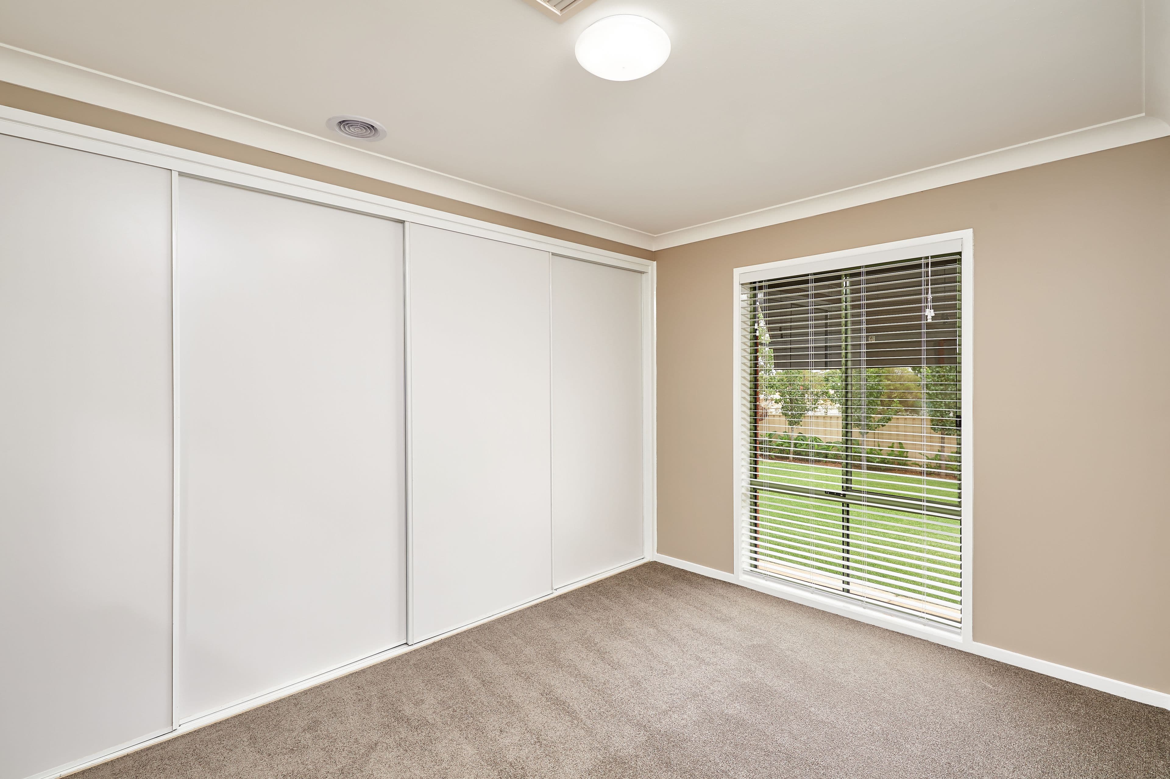 15 Bourkelands Drive, Bourkelands - Thumbnail 8
