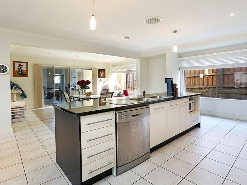 15 Thoroughbred Drive, Highton VIC 3216, Highton - Thumbnail 6