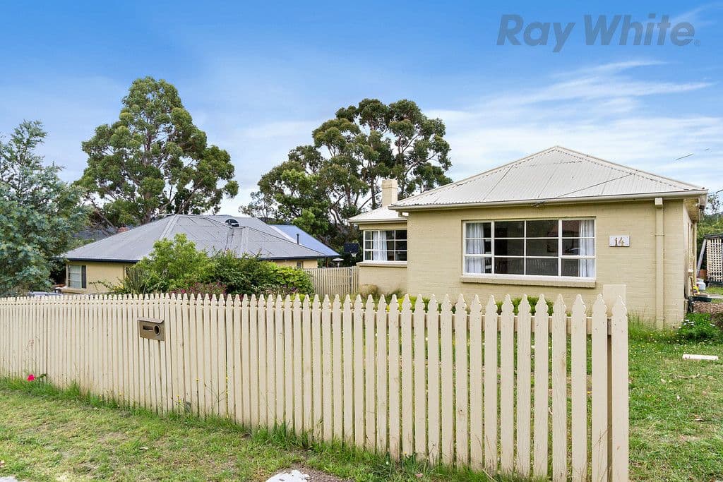 14 Lewan Avenue, Kingston TAS 7050, Kingston - Image 1
