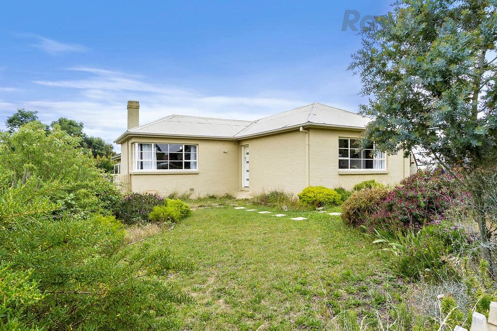 14 Lewan Avenue, Kingston TAS 7050, Kingston - Thumbnail 2