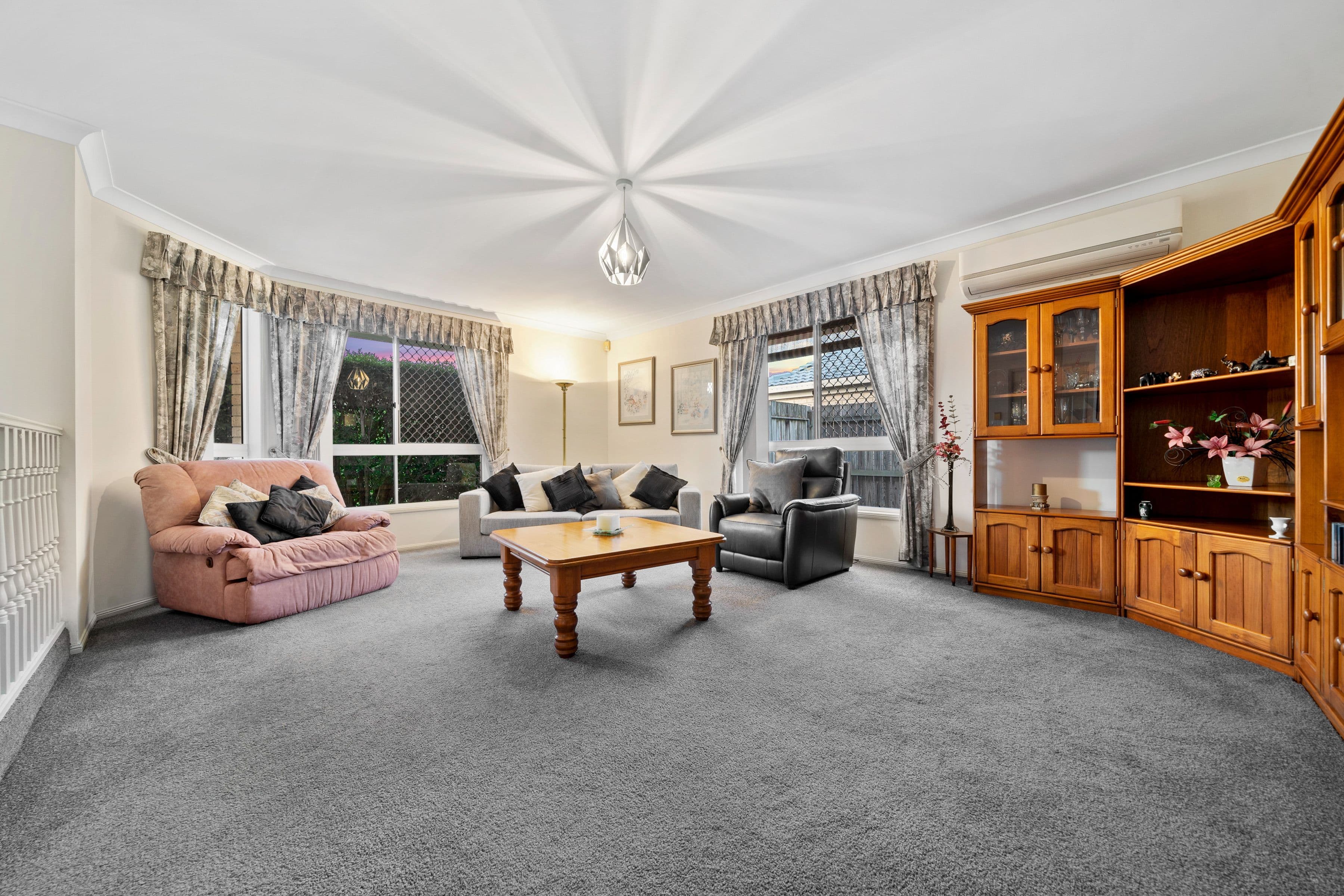 18 Sandford Court, Heritage Park QLD 4118, Heritage Park - Thumbnail 2