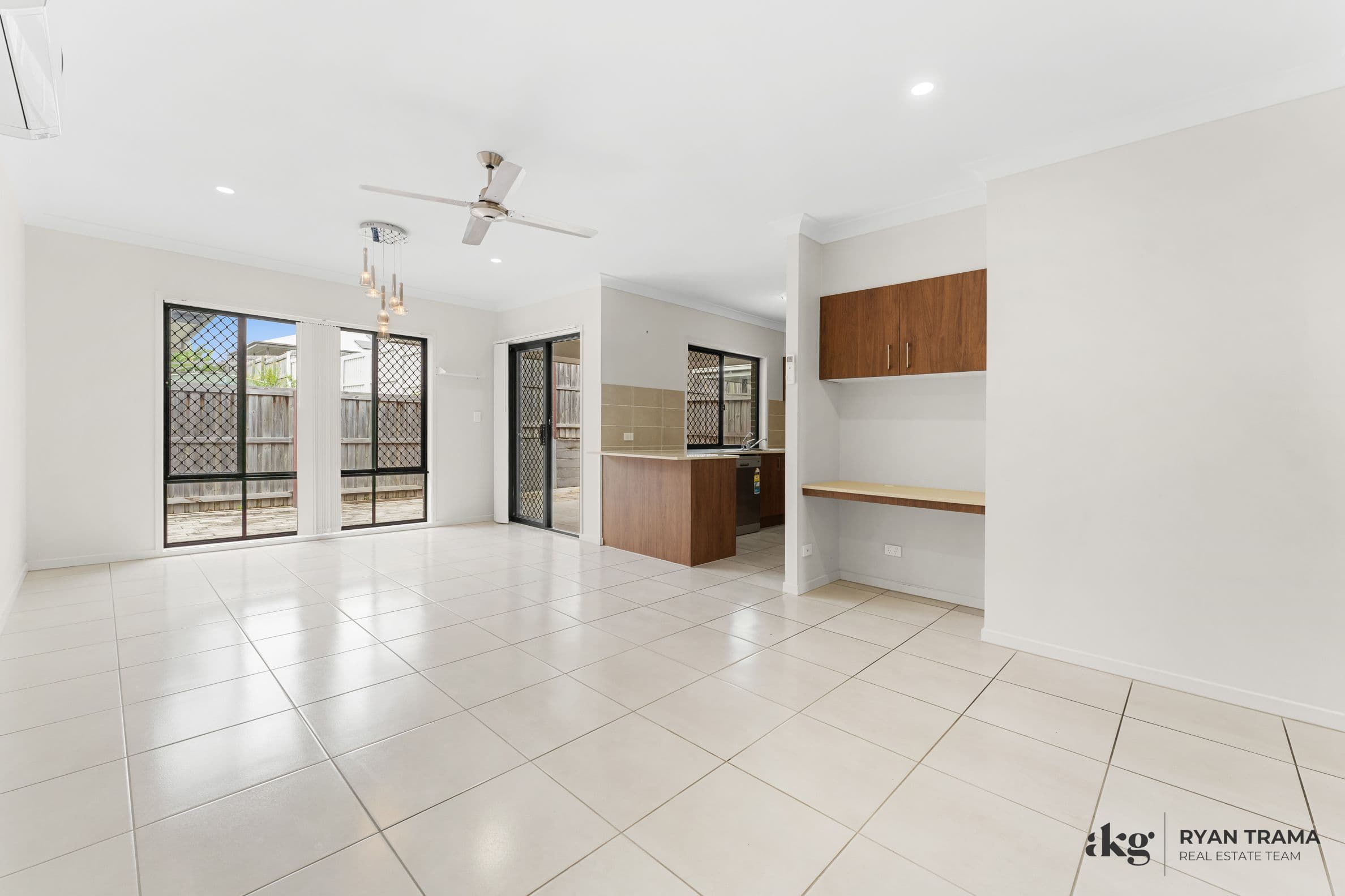15 Mount Ballow Street, Park Ridge QLD 4125, Park Ridge - Thumbnail 2