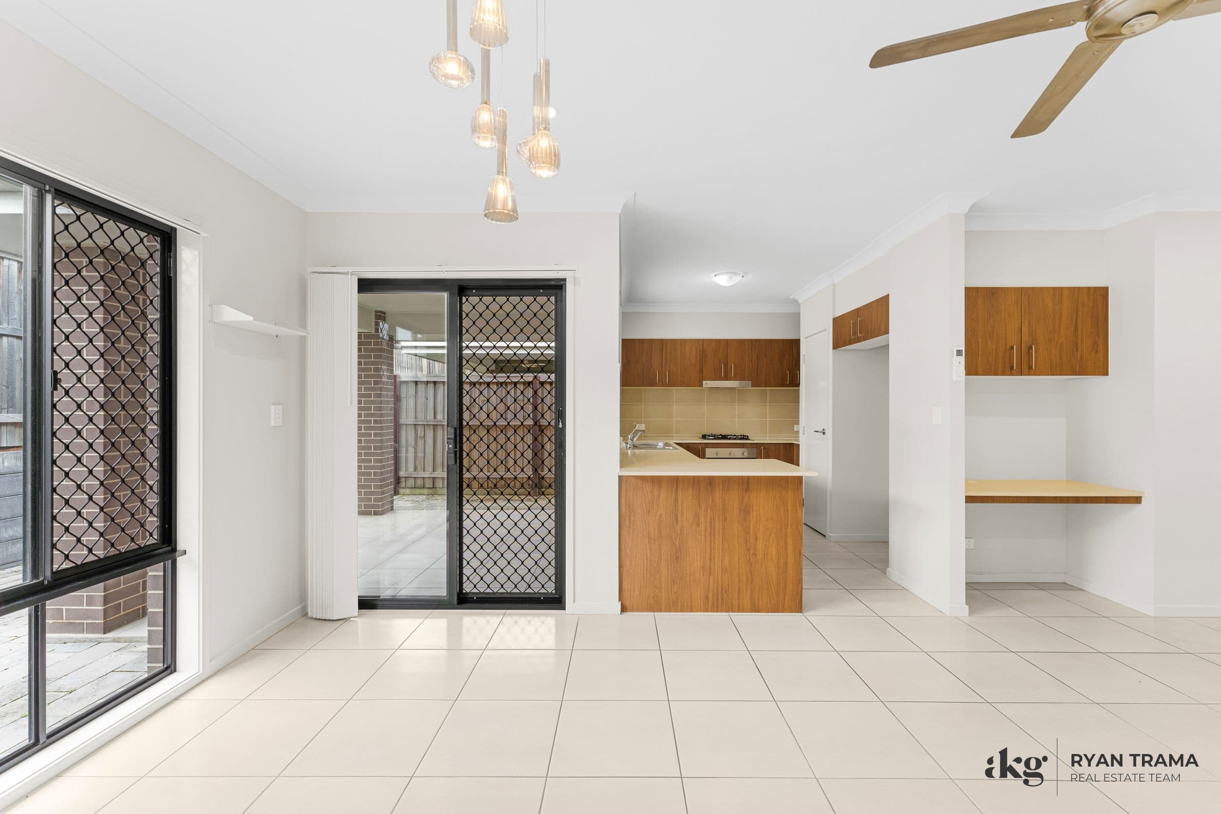 15 Mount Ballow Street, Park Ridge QLD 4125, Park Ridge - Thumbnail 3