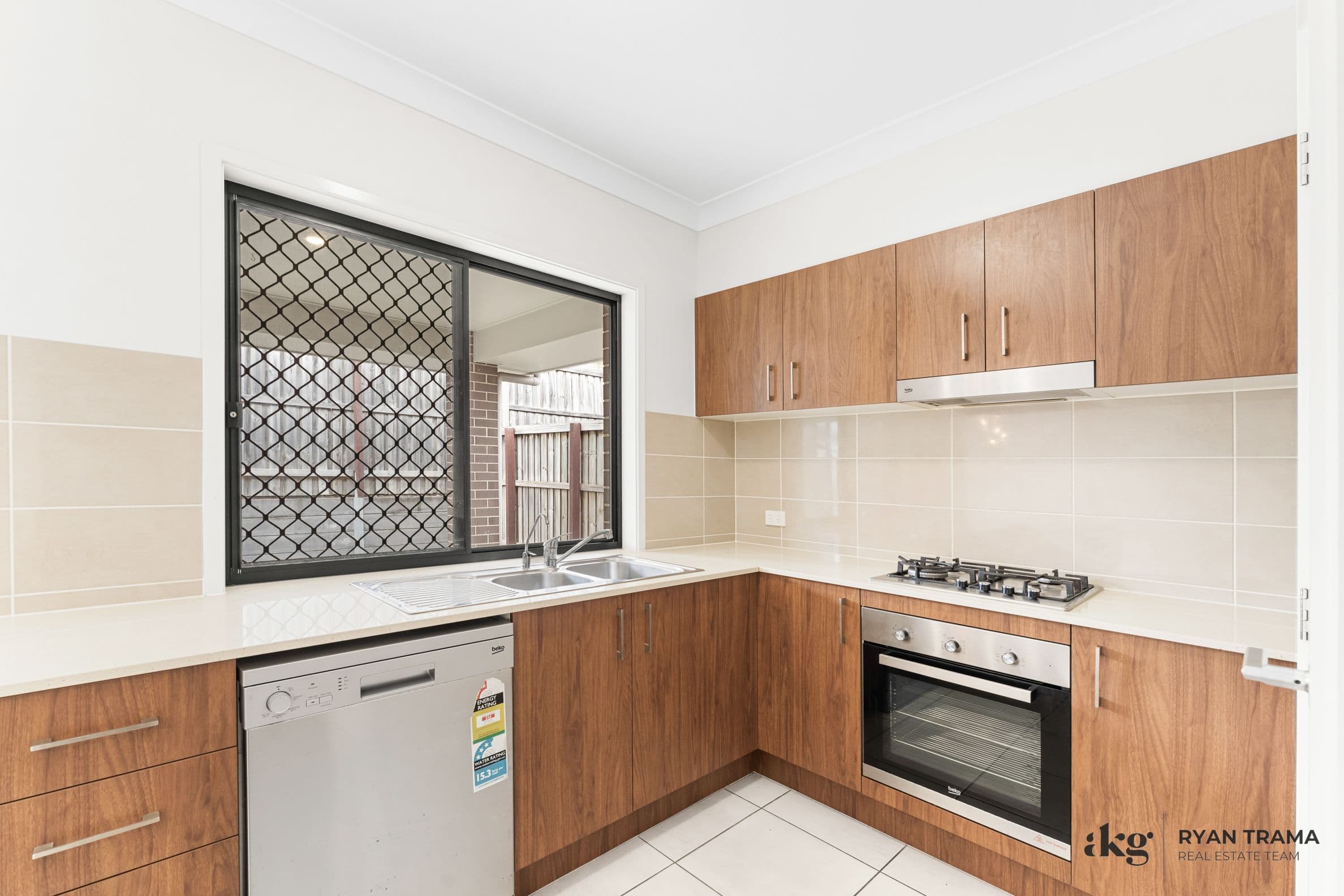15 Mount Ballow Street, Park Ridge QLD 4125, Park Ridge - Thumbnail 4