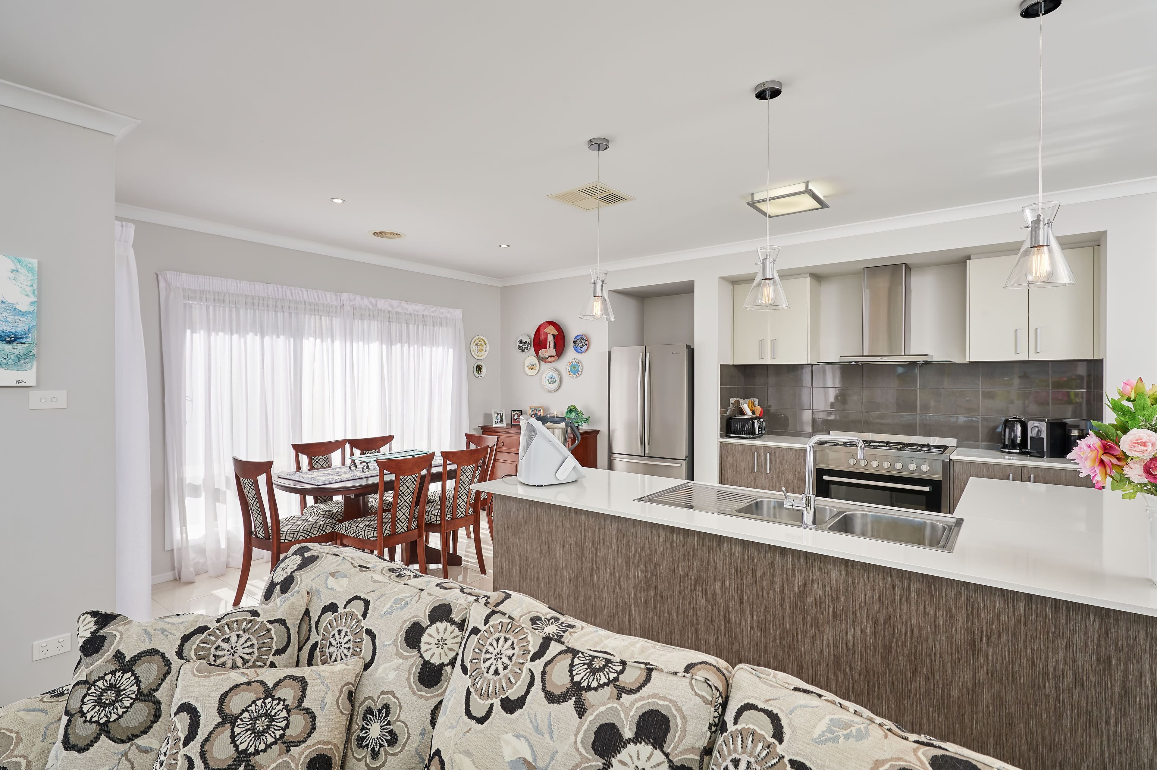 6 Colombo Avenue, Gobbagombalin - Image 1
