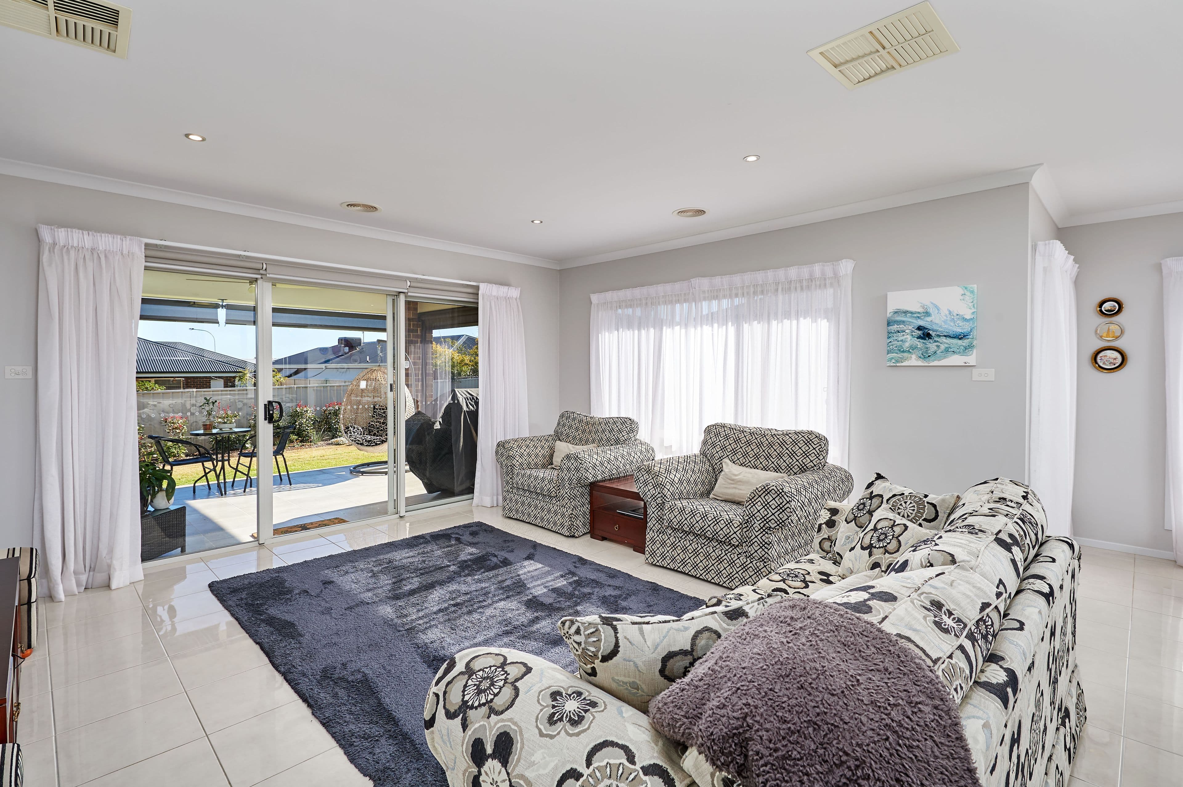 6 Colombo Avenue, Gobbagombalin - Thumbnail 4