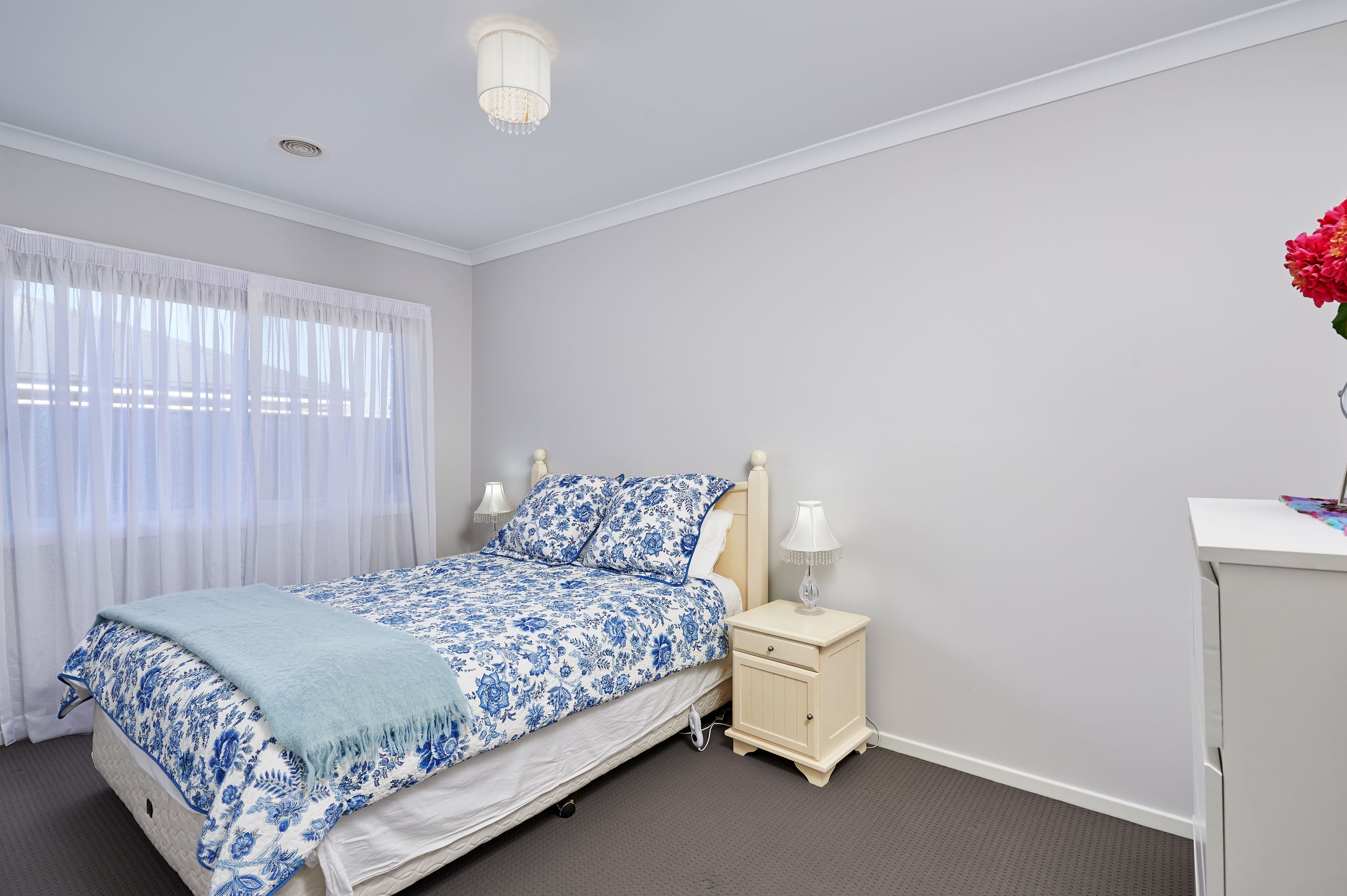 6 Colombo Avenue, Gobbagombalin - Thumbnail 7
