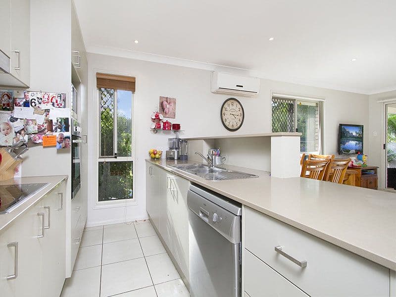 16 Cornubia Street, Cornubia QLD 4130, Cornubia - Thumbnail 5
