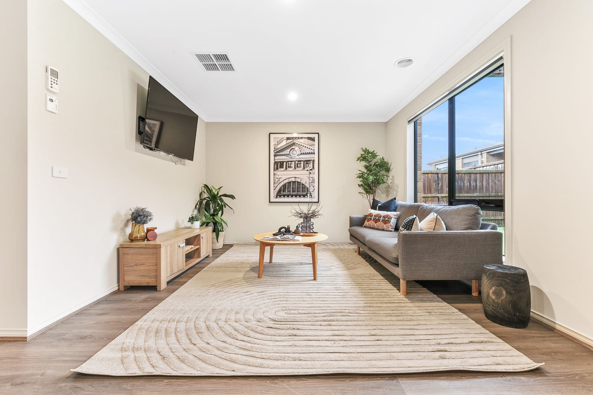 28 Ranger Street, Clyde North VIC 3978, Clyde North - Thumbnail 4