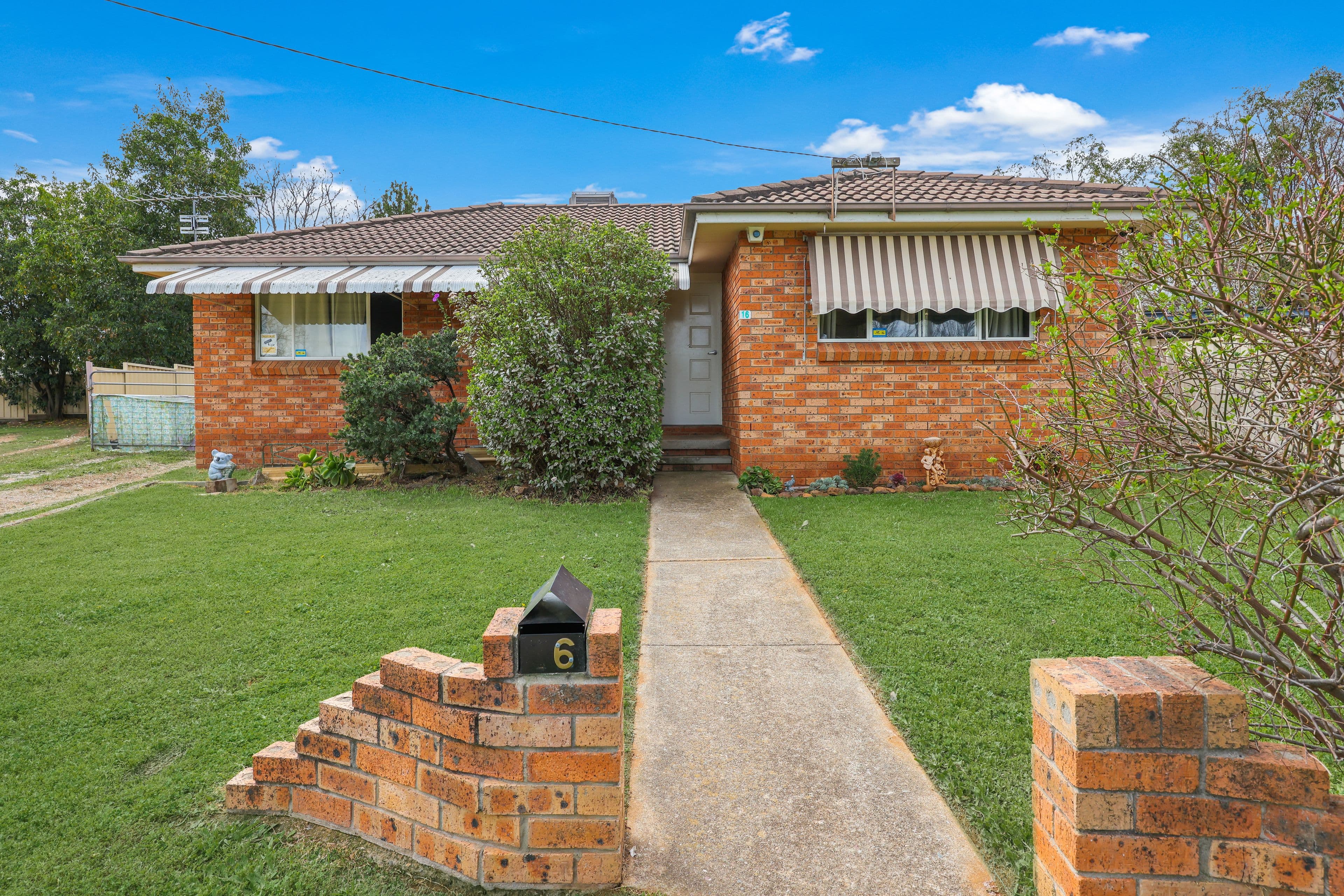 16 Hamilton Court, Tamworth NSW 2340, West Tamworth - Image 1