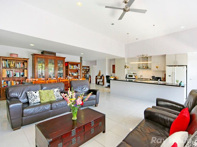 24 Wave Crescent, MOUNT COOLUM QLD 4573, Mount Coolum - Thumbnail 3