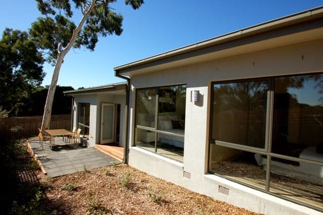 30 Boyce Avenue, BRIAR HILL VIC 3088, Briar Hill - Thumbnail 2