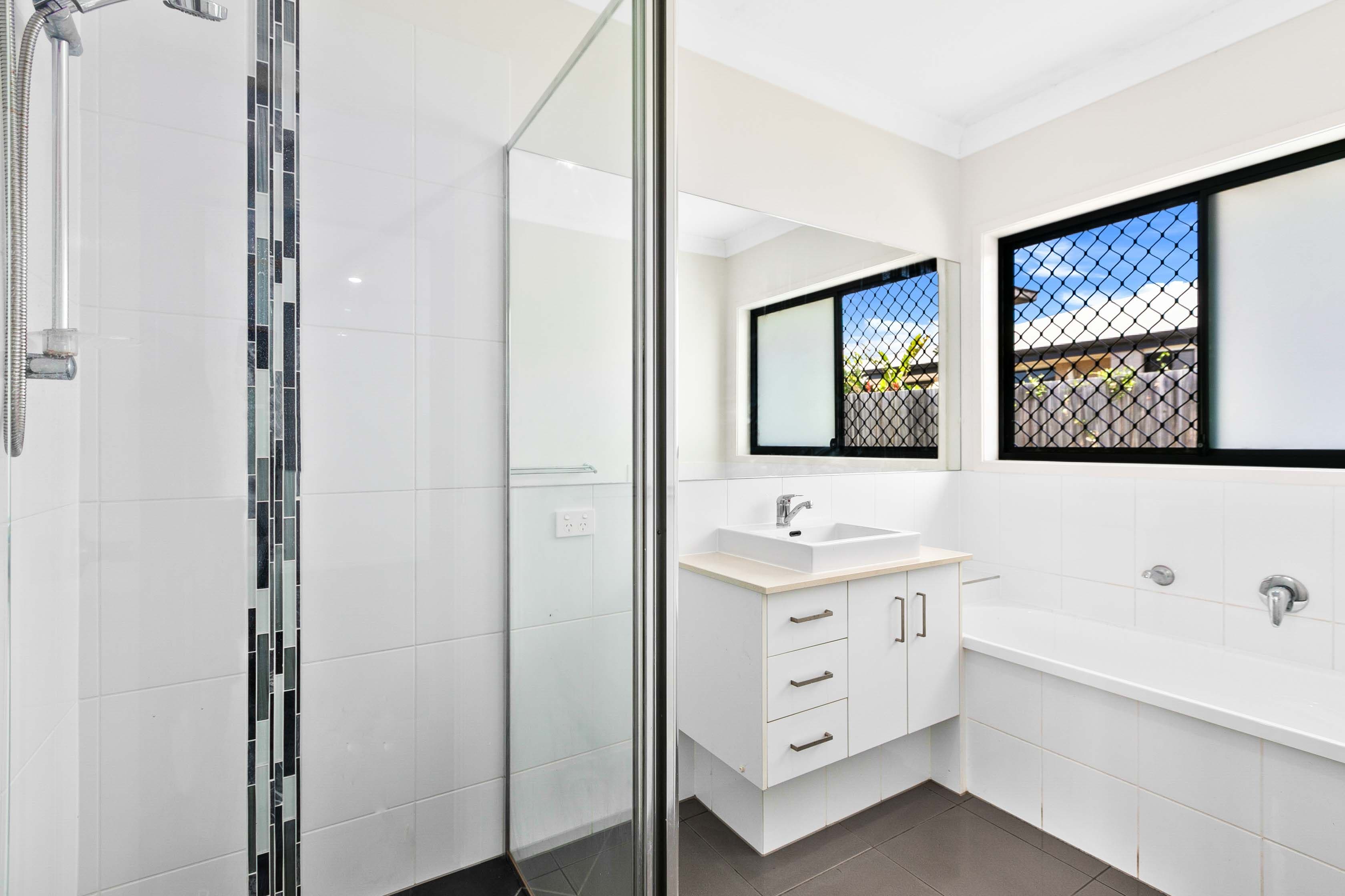 88 Bay Park Road, Wondunna QLD 4655, Wondunna - Thumbnail 8