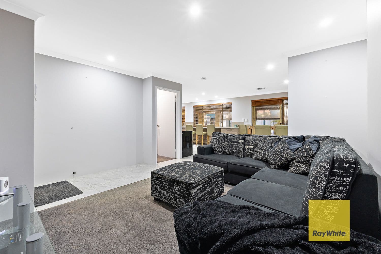 29 ARISTOS Way, Marangaroo WA 6064, Marangaroo - Thumbnail 4