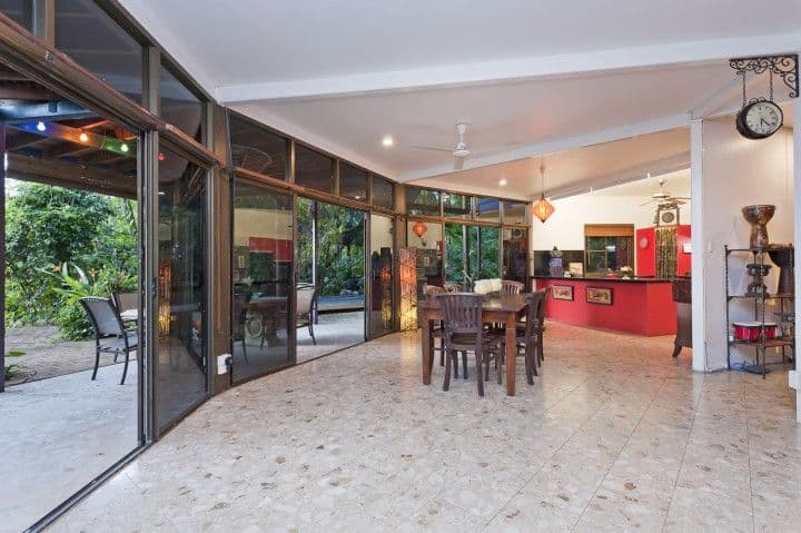 30 Martin Crescent, COCONUT GROVE NT 0810, Coconut Grove - Thumbnail 2