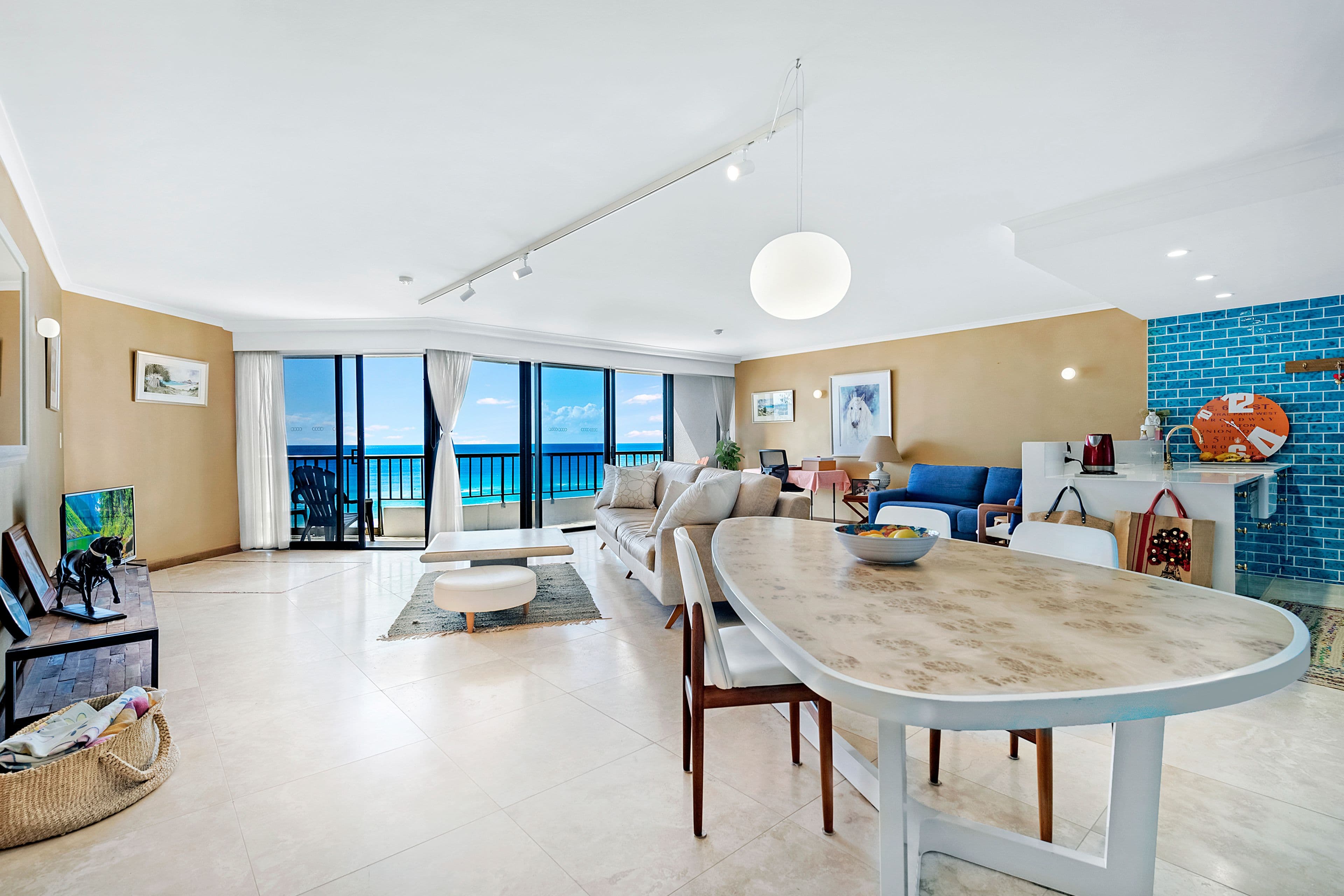 828 Pacific Parade, Currumbin QLD 4223, Currumbin - Thumbnail 3