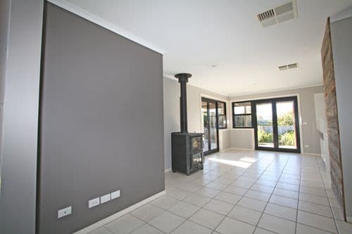 15 Falconer Place, BUNGENDORE NSW 2621, Bungendore - Thumbnail 7