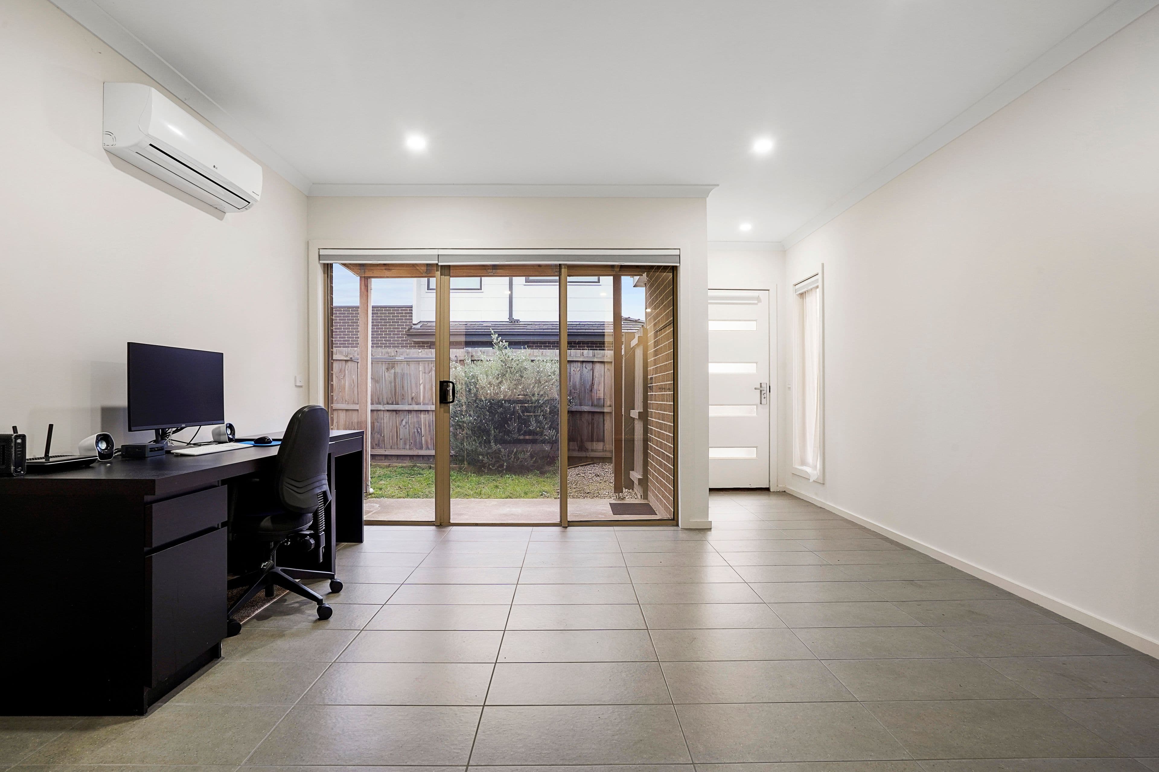 2 Podmore Street, Dandenong VIC 3175, Dandenong - Thumbnail 4