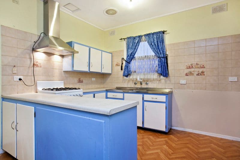 118 Lyons Road, HOLDEN HILL SA 5088, Holden Hill - Thumbnail 2