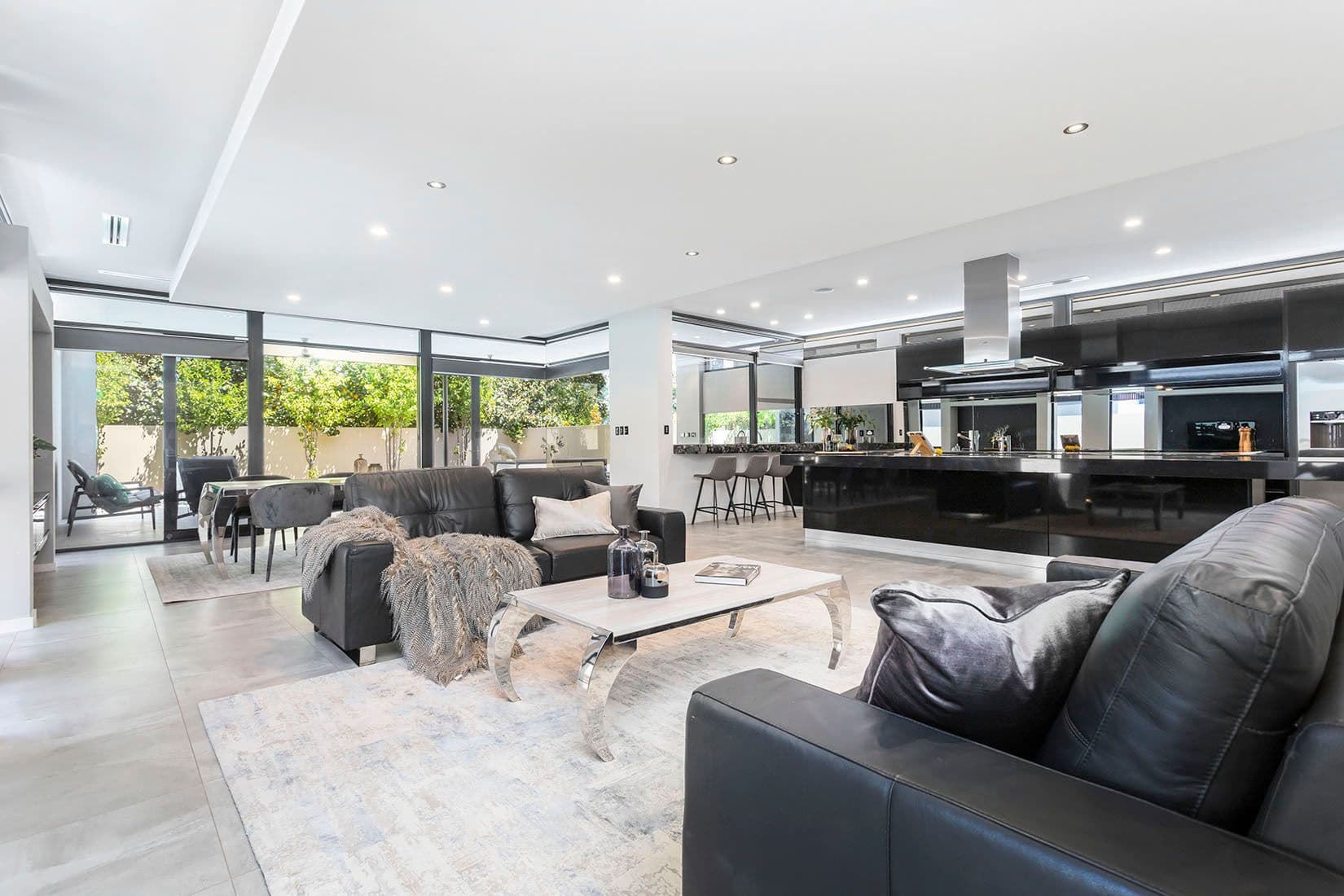 9 Morrison Street, Como WA 6152, Como - Thumbnail 3