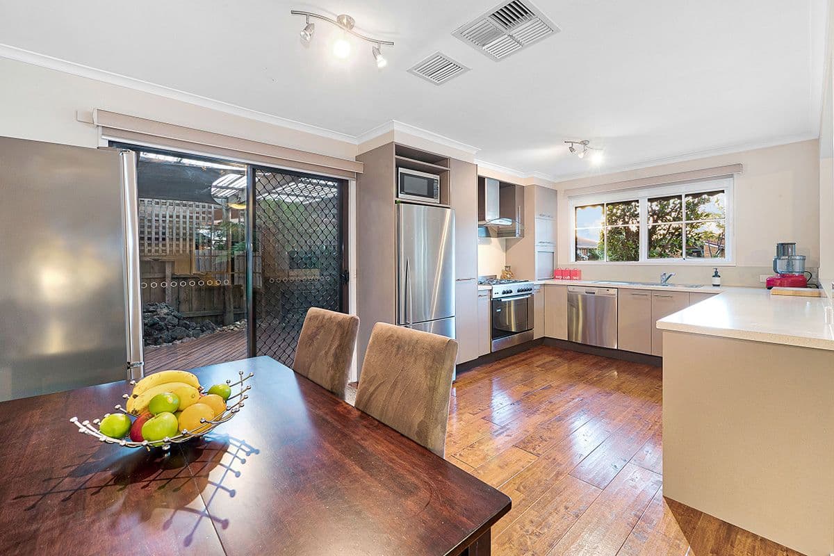 109 Lesdon Avenue, Cranbourne VIC 3977, Cranbourne - Thumbnail 5