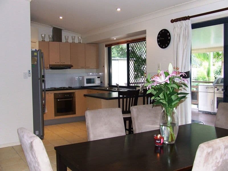 5 Cunningham Avenue, LANDSBOROUGH QLD 4550, Landsborough - Thumbnail 3