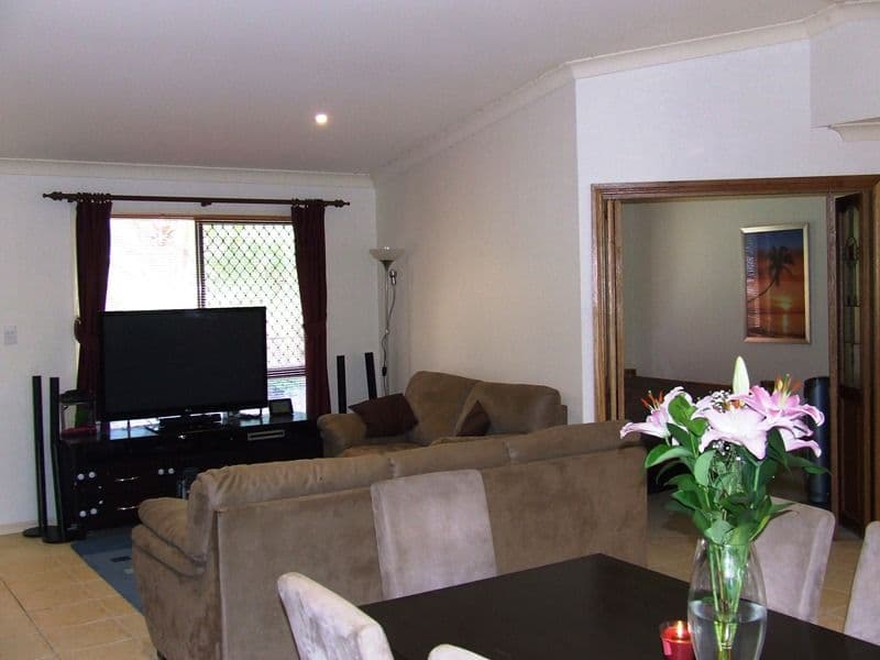 5 Cunningham Avenue, LANDSBOROUGH QLD 4550, Landsborough - Thumbnail 7