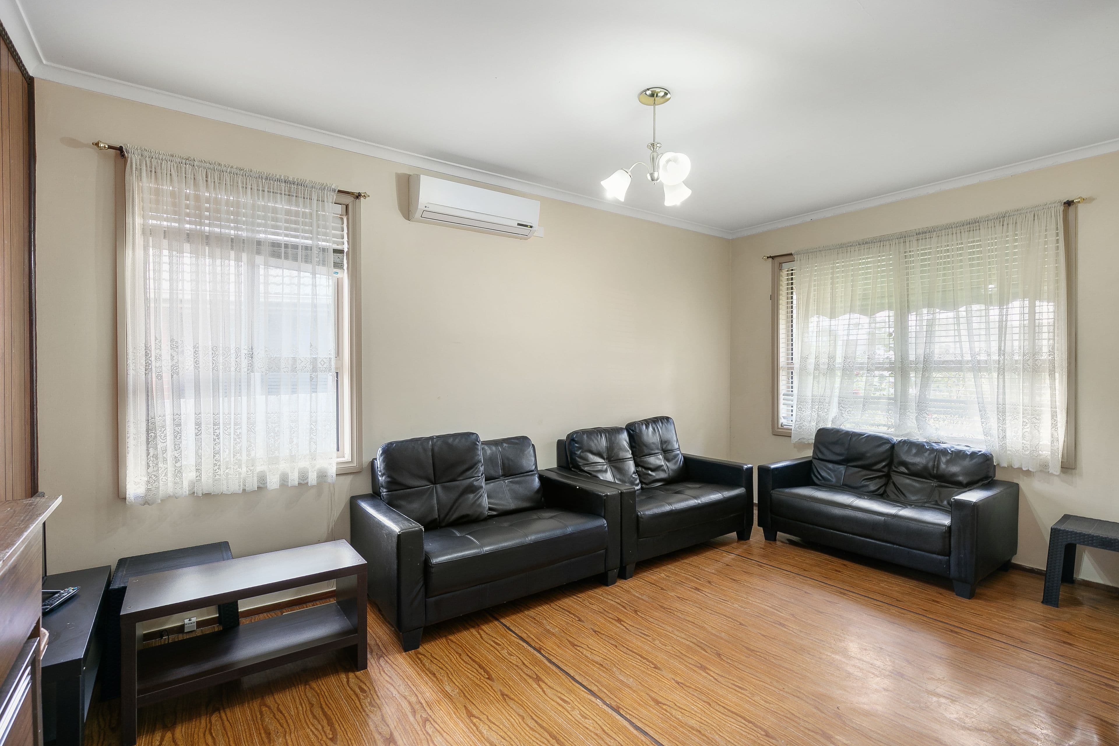 22 Pyalong Crescent, Dallas VIC 3047, Dallas - Thumbnail 2