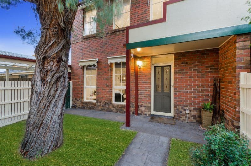 2-4 Olive Grove, Parkdale VIC 3195, Parkdale - Thumbnail 2