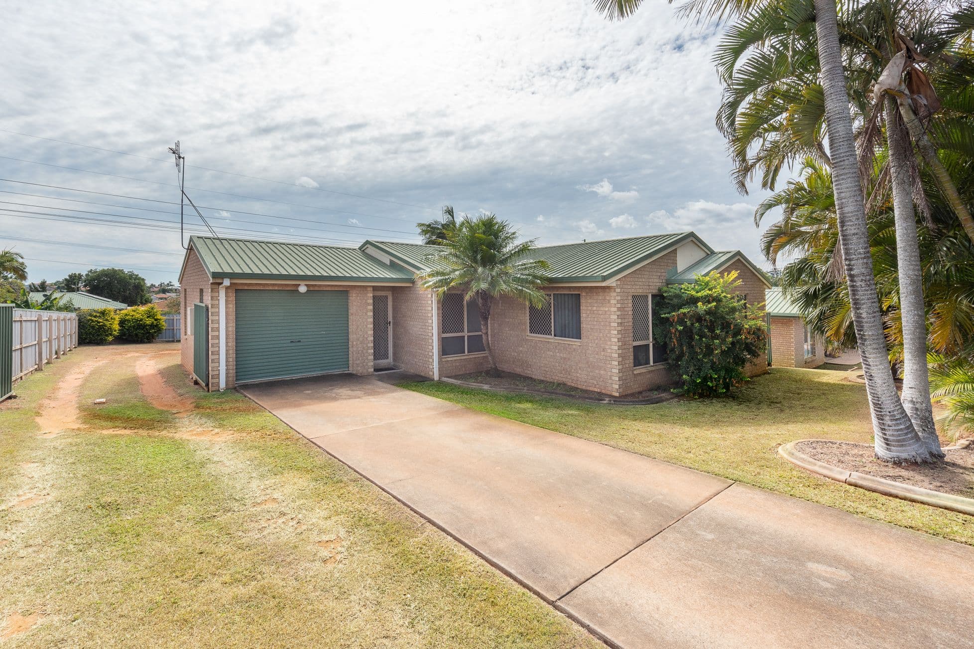 21 Dennis Court, Avoca QLD 4670, Avoca - Image 1