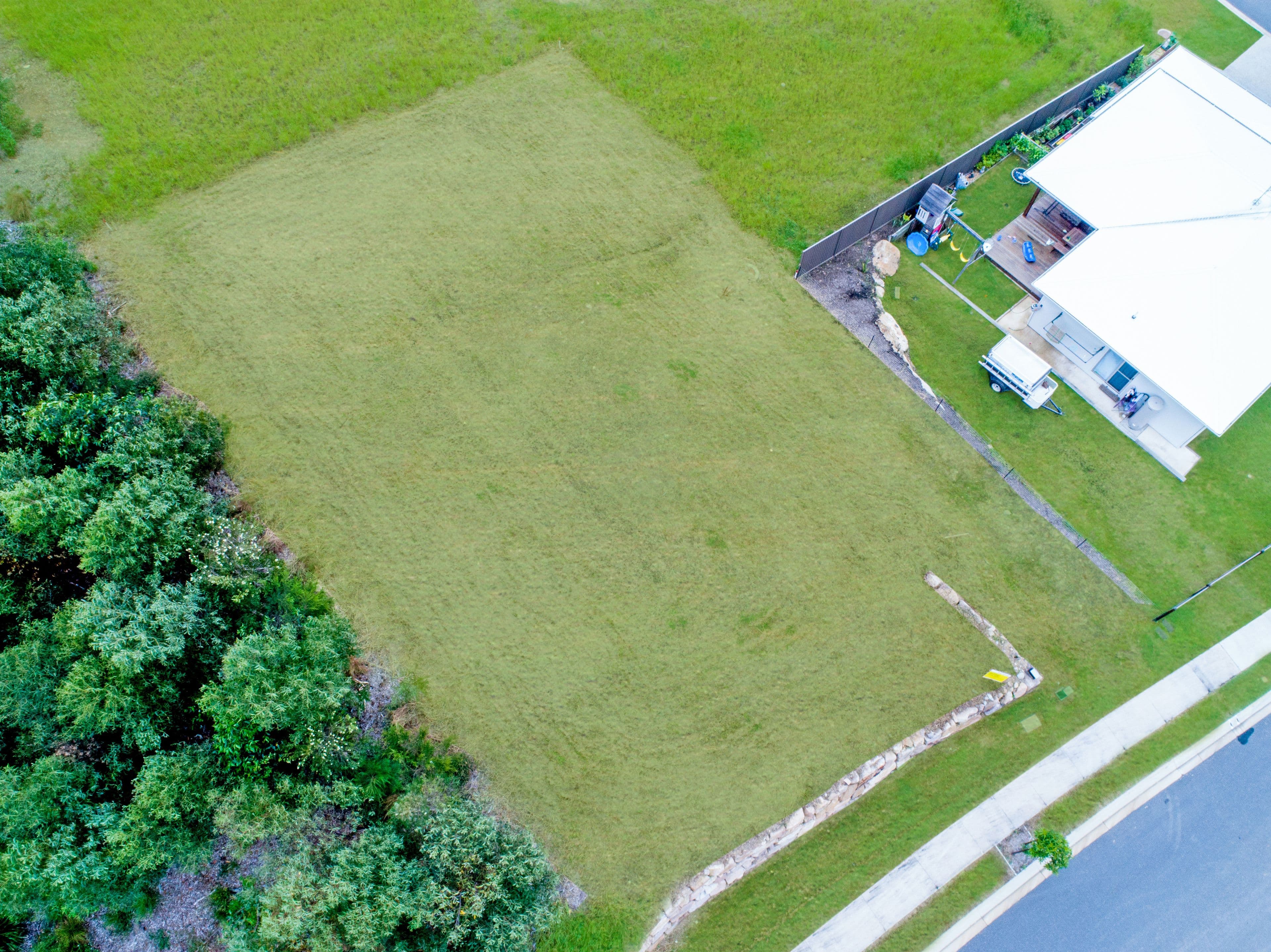 1 Mellumbrook Drive, Landsborough QLD 4550, Landsborough - Thumbnail 2