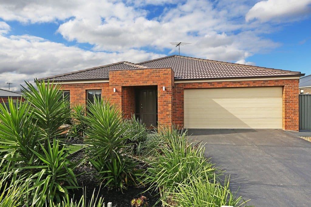8 Springwater Drive, Lara VIC 3212, Lara - Image 1