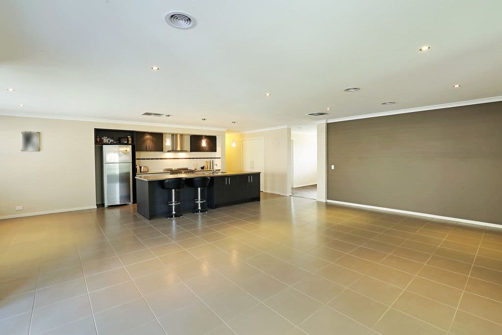 8 Springwater Drive, Lara VIC 3212, Lara - Thumbnail 4