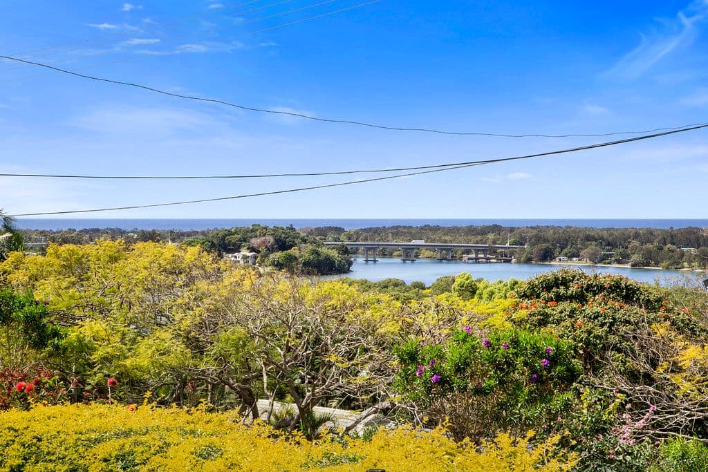1 Clifford Crescent, Banora Point NSW 2486, Banora Point - Thumbnail 7