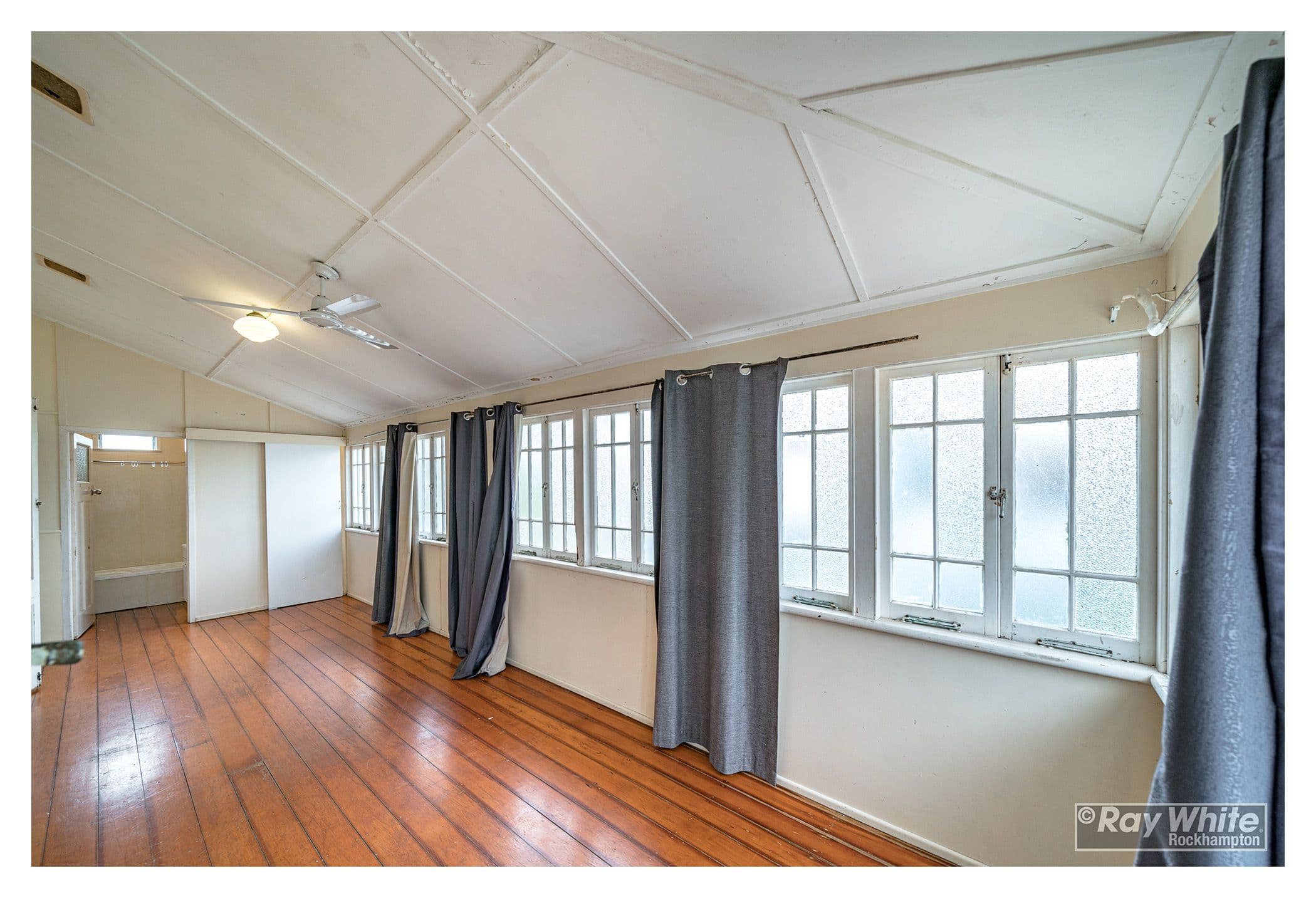 69 Livingstone Street, Berserker QLD 4701, Berserker - Thumbnail 8