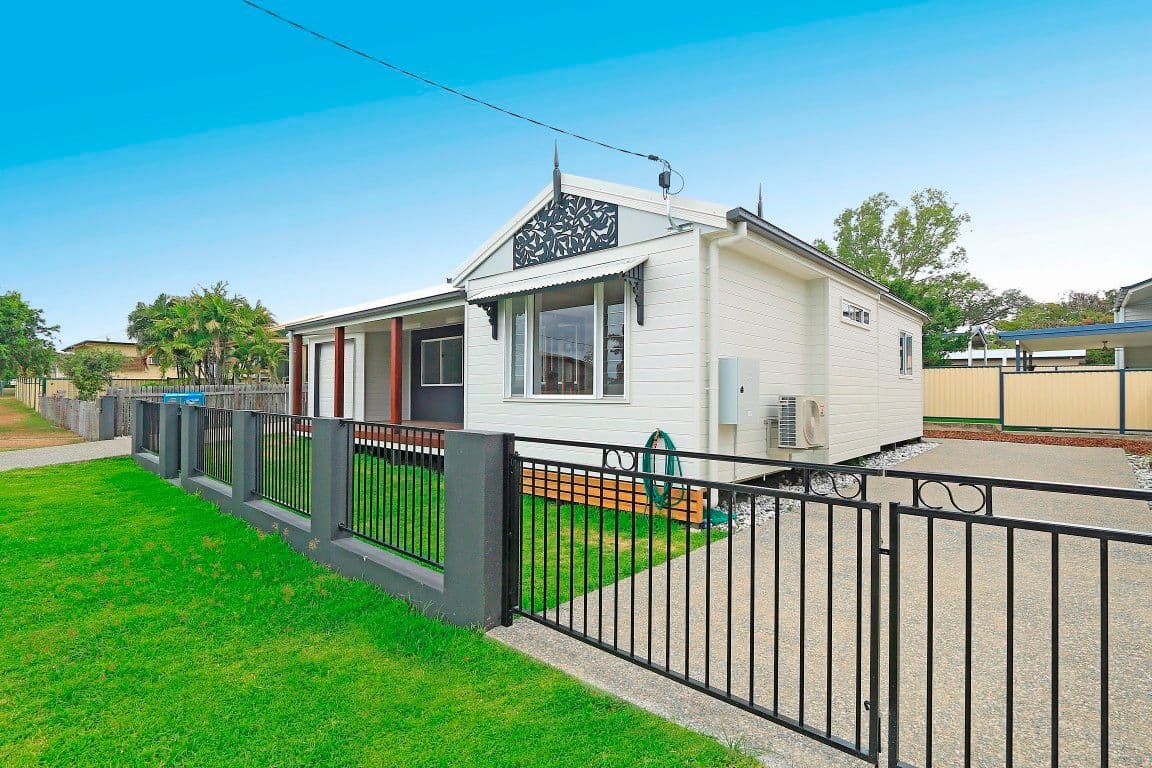 9 Renshaw Street, Park Avenue QLD 4701, Park Avenue - Thumbnail 2
